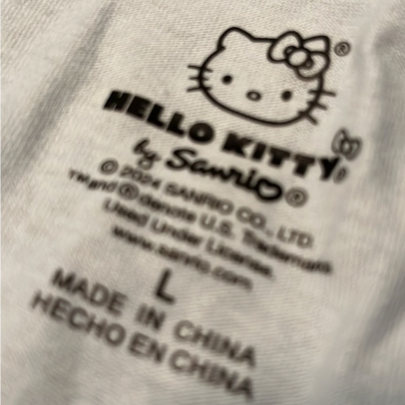 Hello Kitty Tee - Picture 3 of 3